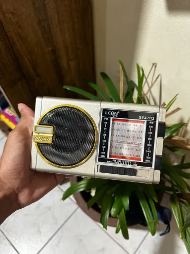 Rádio pega bluetooth carregamento solar 