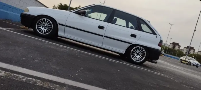 Chevrolet Astra GLS 2.0 MPFI 1995