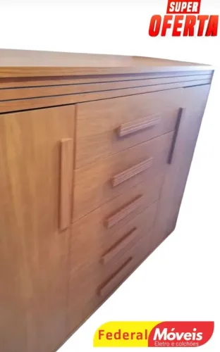 Cômoda Versátil com 5 Gavetas e 2 Portas - Perfeita para o seu Quarto!