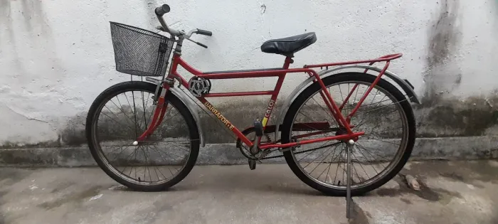 Antigo retrô vintage clássico bicicleta caloi barra forte GL 1991 item colecionador.