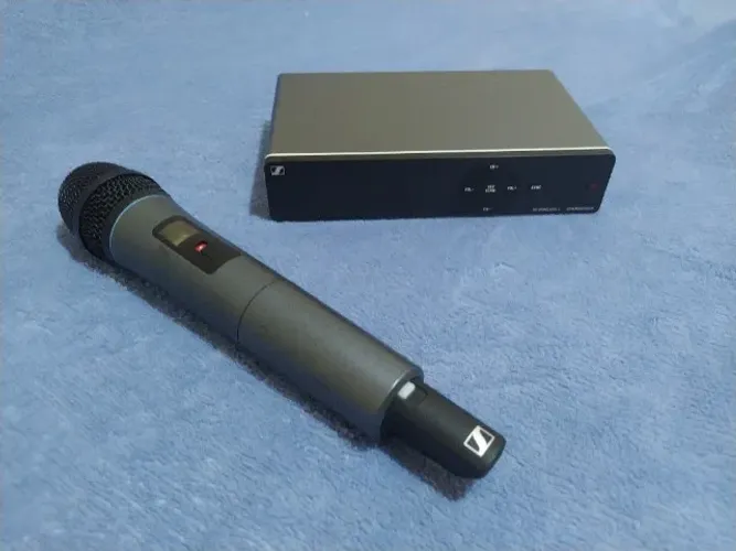 Microfone Sem Fio Sennheiser XSW1 825-A