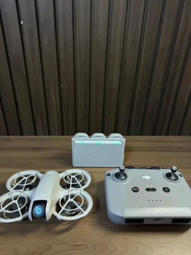 DJI NEO fly combo - controle + 4 baterias