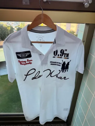 Camisa Polo Masculina tamanho M 