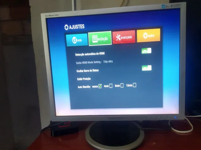Monitor Samsung 18.5- funcionando