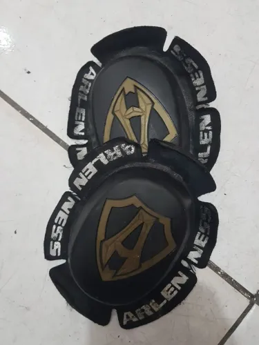 Joelheira. Saboneteiras Arlen Ness p moto sport 