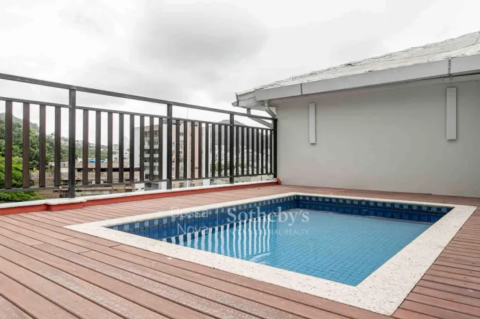 Cobertura duplex com vista para o Cristo e Lagoa Rodrigo de Freitas