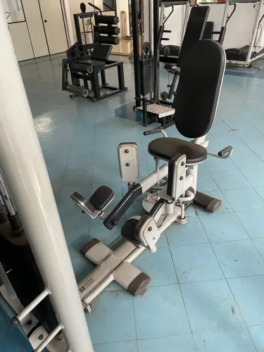 Aparelho de Adução/Abdução para Musculação 