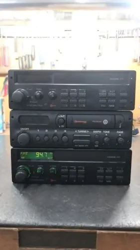 RÁDIO VOLKSLINE PRO FUSCA GOL SAVEIRO PARATI SANTANA LOGUS POINTER 