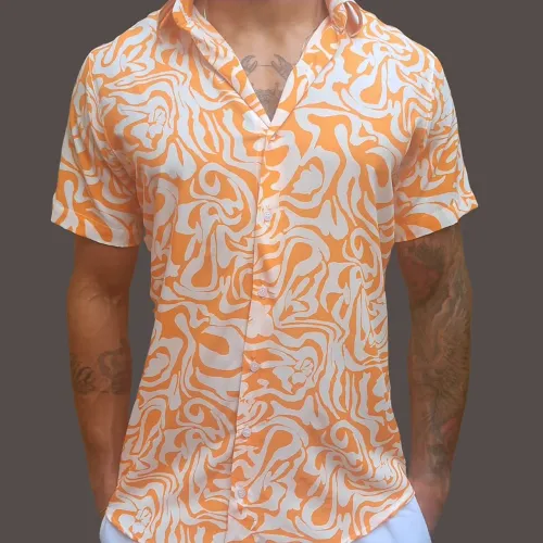 Camisas manga curta estampadas 