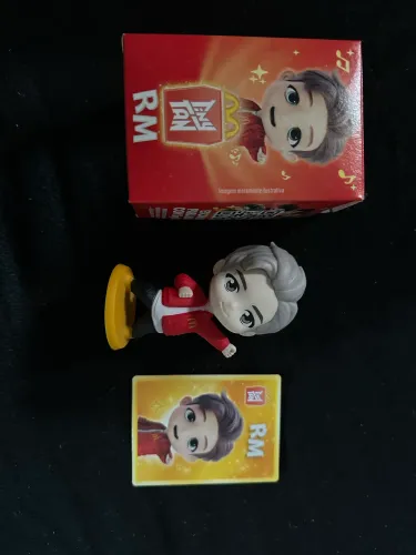 BONECO DE COLEÇÃO BTS - MINIATURA BTS RM