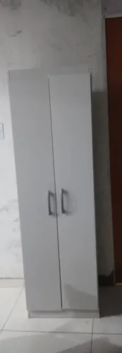 Armário multiuso 