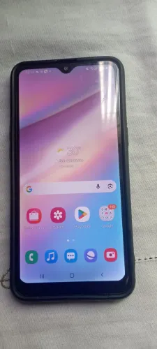 Vendo celular ?