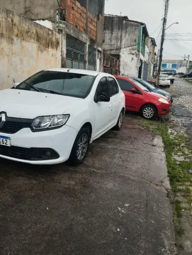 Renault Logan Expression Hi-flex 1.6 8V 4P 2015
