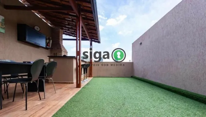 CASA Á VENDA NO BROOKLIN COM 3 QUARTOS, REFORMADA, 210M² - 2 VAGAS!