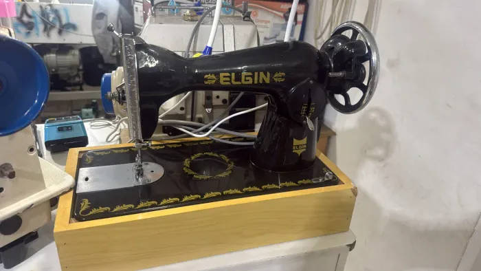 Máquina de costura caseira com motor novo a sua escolha 110v ou 220v
