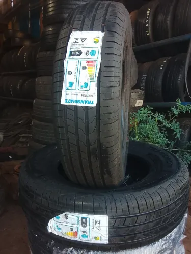 Par de pneus novos aro 175/70/14