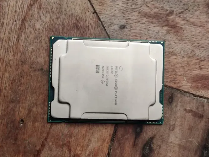 Intel Xeon Platinum 8336c Srkj5 32 Cores 64t 2.3ghz Lga4189