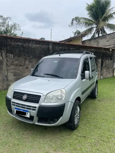 Fiat Doblo Essence 1.8 Flex 16V 5P 2012