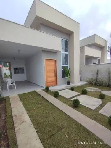 Casa para alugar na Rua Oito, Cajueiros (Itaipuaçu), Maricá - RJ
