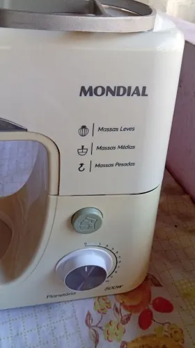 Batedeira plana elétrica