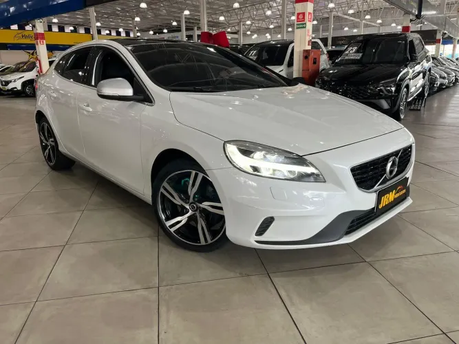 Volvo V40 T-5 R-design 2.0 Aut. 2019