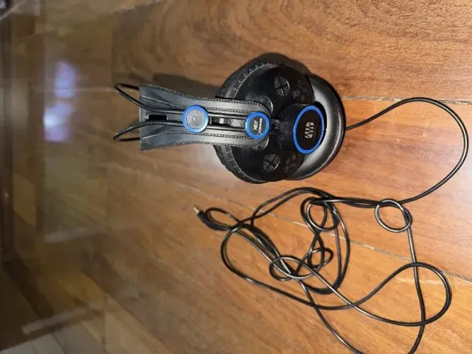 Fone de Ouvido de Referência/Monitoramento Profissional PreSonus HD7 (Usado)