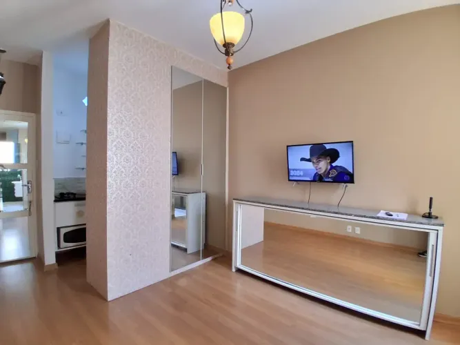 Centro - RJ Excelente apartamento conjugado - Aluguel R$ 1.600,00
