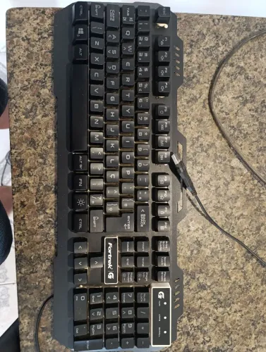 Teclado Fortrek Cruzader