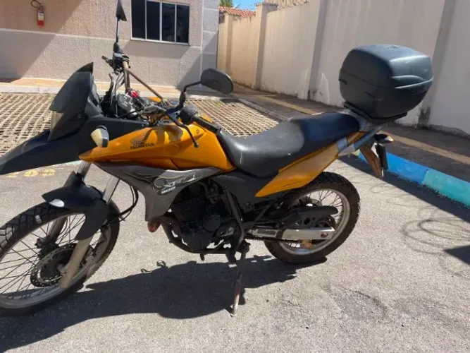 MOTO XRE 300 HONDA