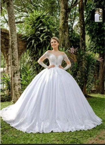 Vestido de noiva 2 em 1 (novo)