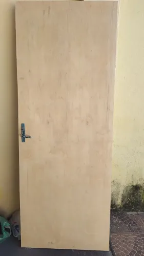 Porta Paraná nova com fechadura