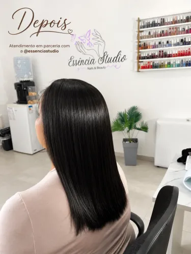 Alisamento Profissional em Florianópolis | R$ 180,00