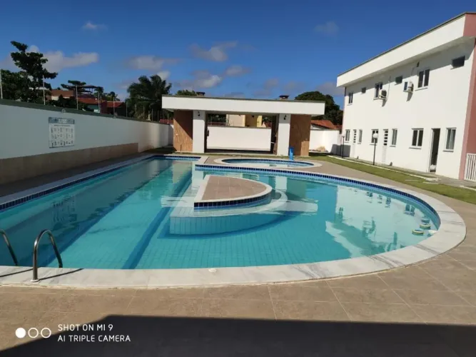 Alugo casa em condomínio fechado - Francês