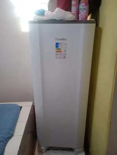 Geladeira nova 3 meses de uso , pra vender rápido 