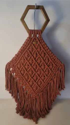 Bolsa em macramê terracota 