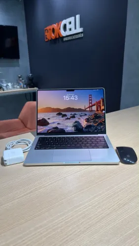 Macbook Pro 14 Pol Chip M3 512SSD/8GB Silver Seminovo Todo Original Com Magic Mouse