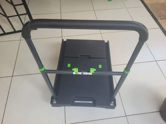 Carrinho de carga Standers, zerado! Suporta até 100 kg.