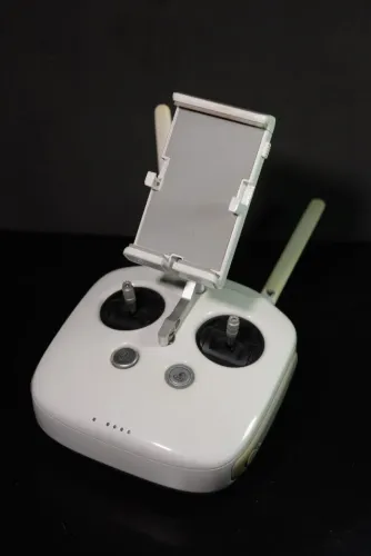 Controle Phantom 4 DJI GL300C + Carregador Original