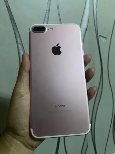 Troco ou vendo iPhone 7 Plus 128 gb sem nenhum detalhe 