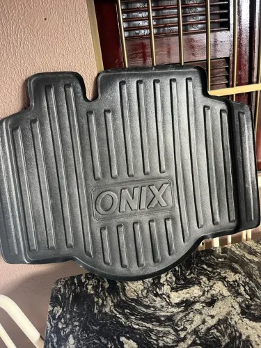 Tapete bandeja para porta malas do ônix