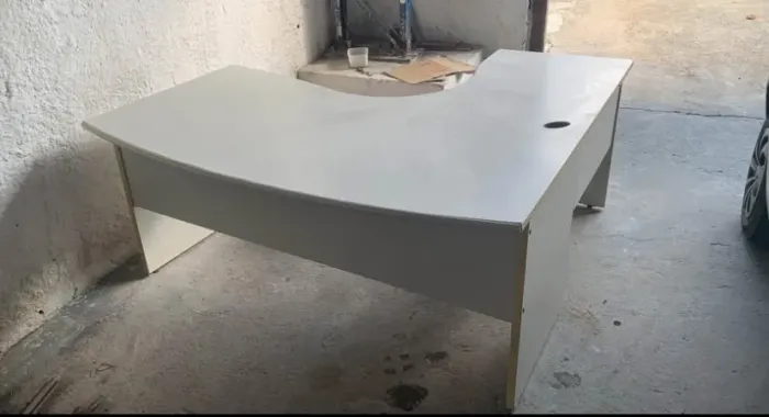Mesa escritório SÓ HOJE - PRA LEVAR