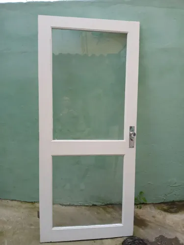 Porta de giro madeira com vidro