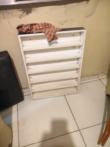 Vendo mostruário de esmaltes R$100