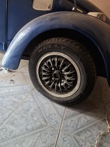 Jogo de rodas Bolo de Noiva aro 14 para Fusca