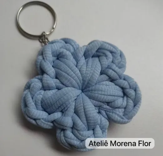 Chaveiro Flor fio de malha