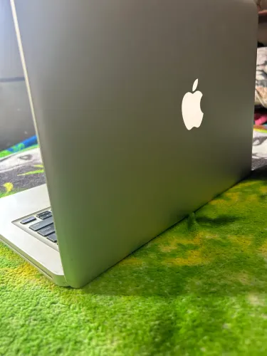 MacBook Pro seminovo