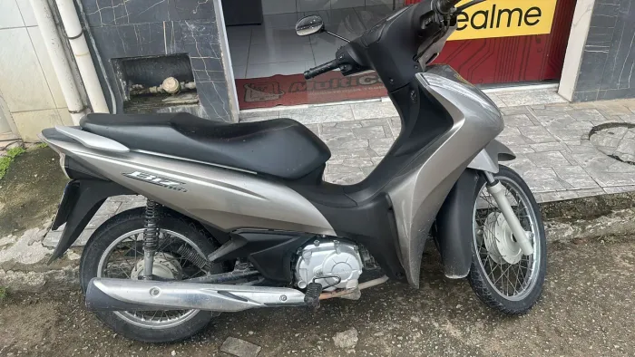Honda Biz110i muito nova