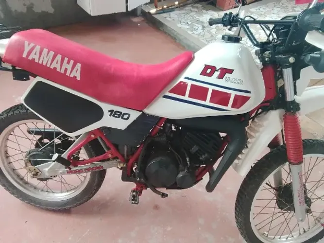 Moto DT 180c toda revisada sem multas documento 2026 só pegar e andar