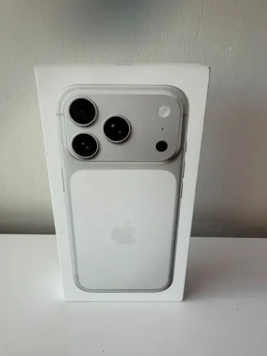 iPhone 17 PRO 256 gb Lacrado