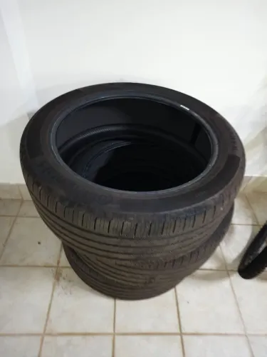 Pneus Aro 21 Continental